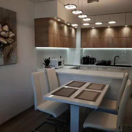 апартамент Deluxe4 Apartment *
